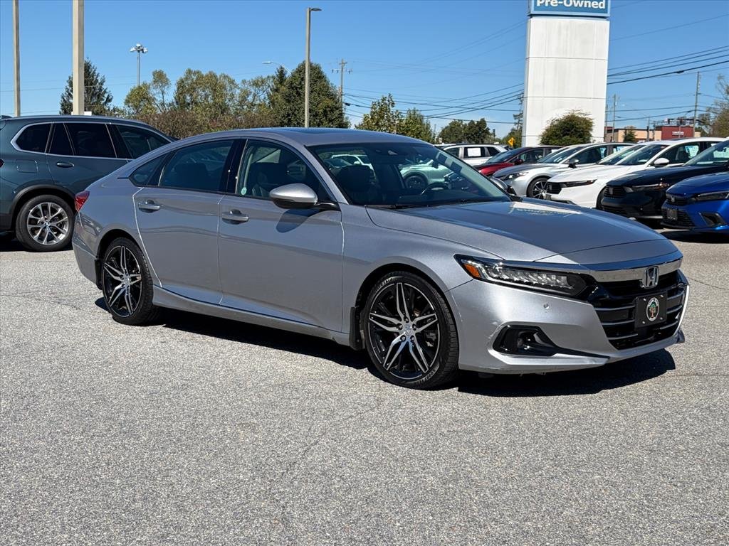 Used 2021 Lunar Silver Metallic Honda Touring image 1