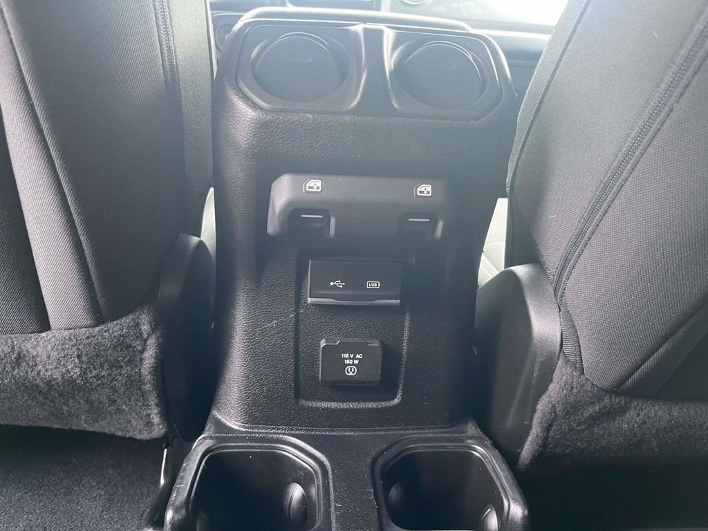 Used 2019 Blue Jeep Unlimited Sahara image 12