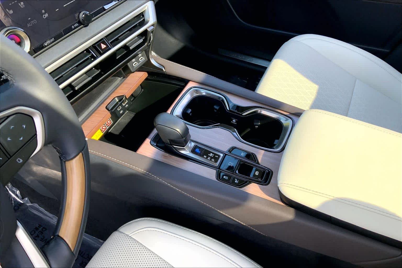 Certified Used 2026 Nightfall Mica Lexus Premium+ image 17