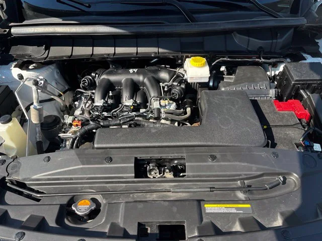 Used 2024 White Nissan SV image 29