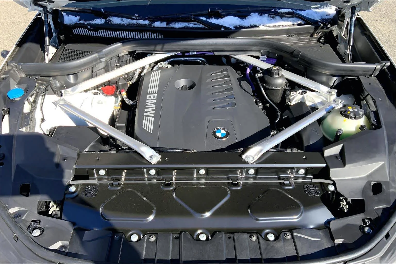 New 2026 Alpine White BMW xDrive40i image 16