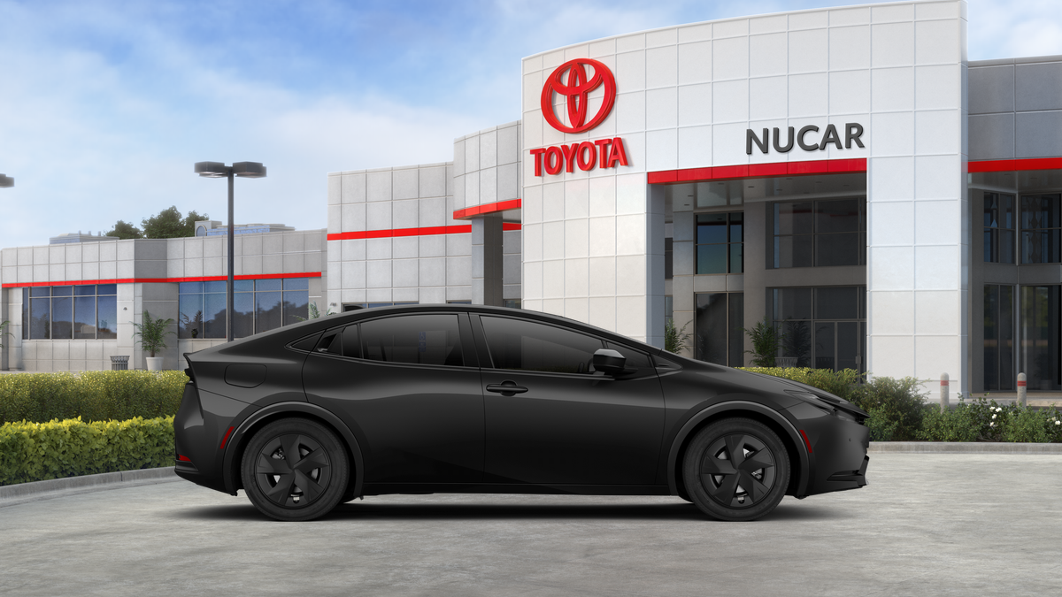 2026 Toyota Prius Plug-In Hybrid — photo 12