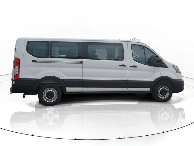 New 2026 Oxford White Ford XL image 4