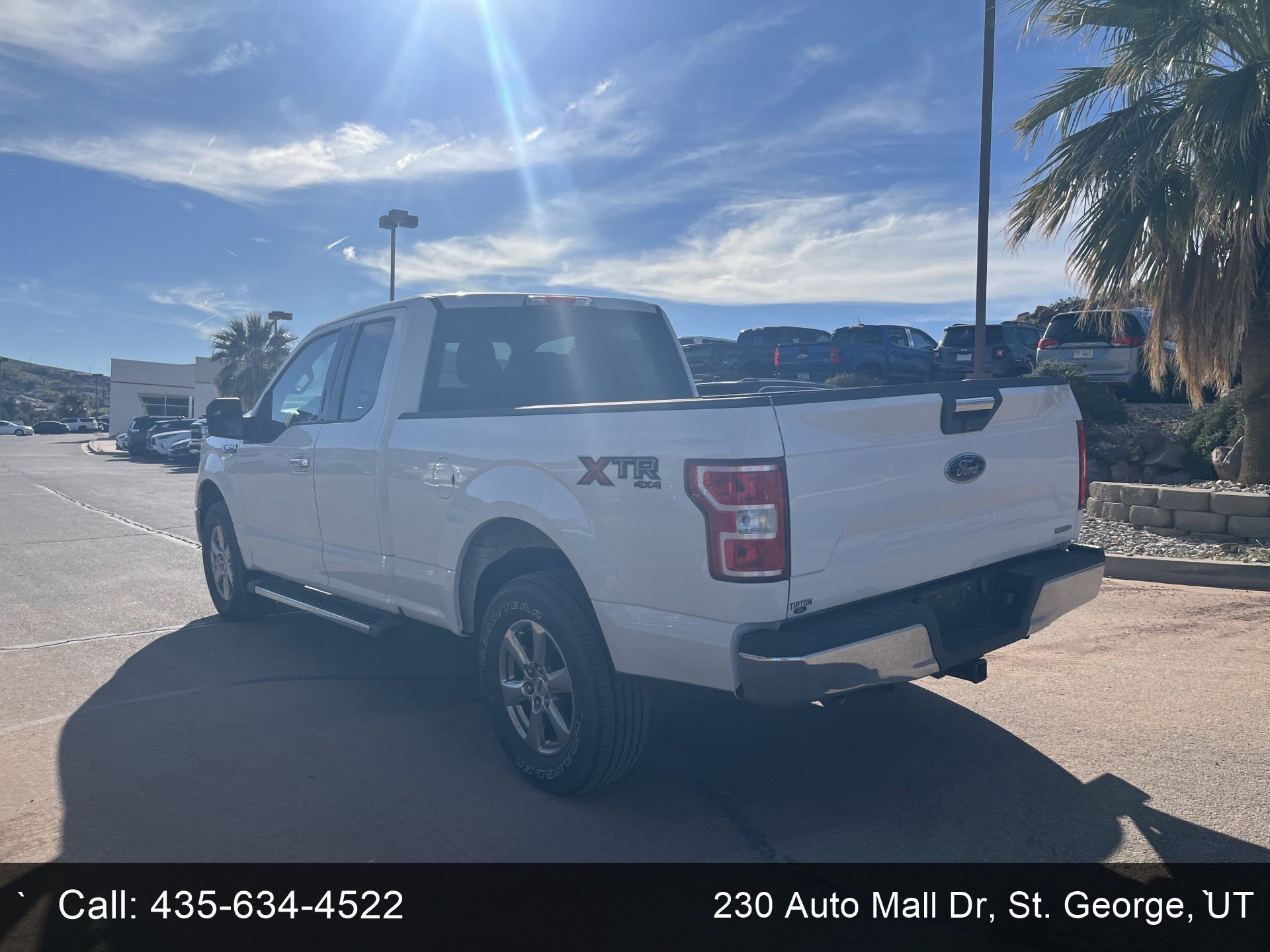 Used 2018 White Ford XLT image 1