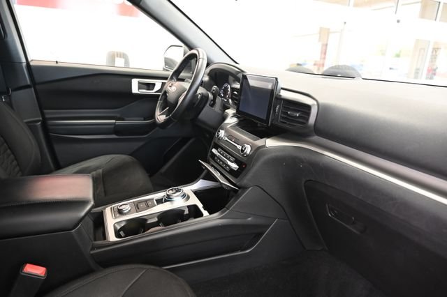 Used 2020 Silver Ford XLT image 15
