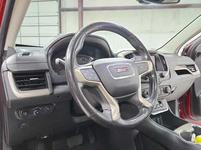 Used 2019 RED QUARTZ TINTCOAT GMC Denali image 19