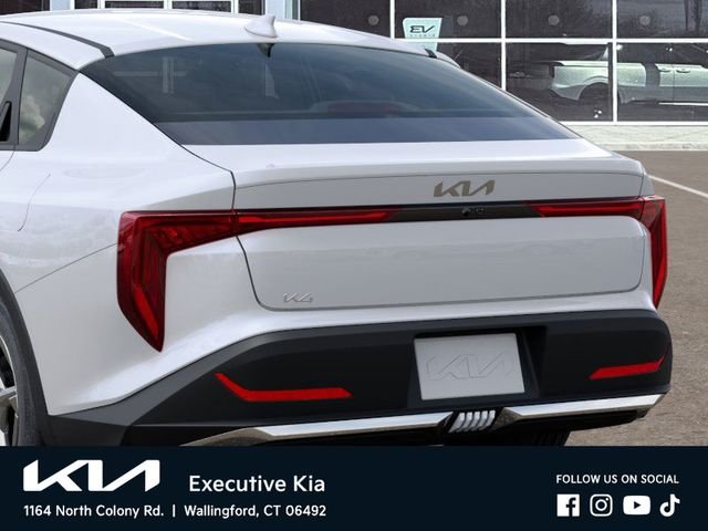 New 2026 Snow White Pearl Kia LXS image 13