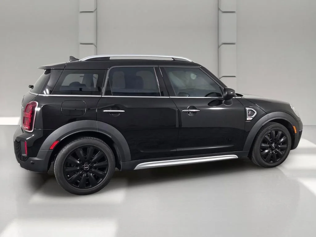 Used 2022 Midnight Black Metallic MINI Cooper S image 4