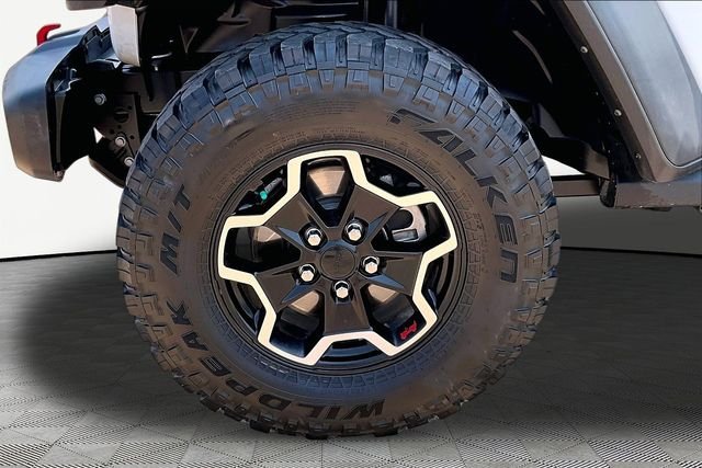 Used 2023 White Jeep Rubicon image 8