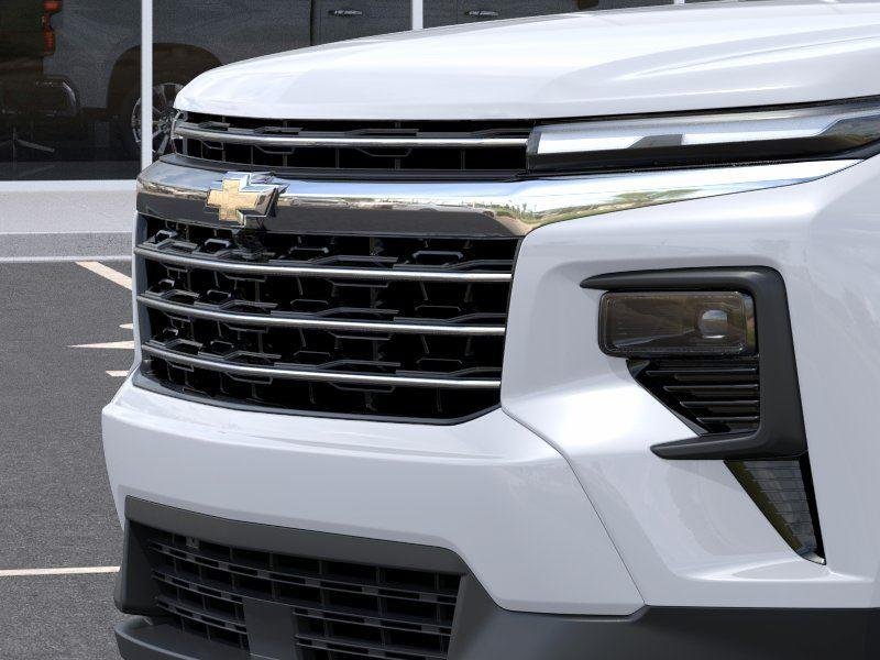 Used 2026 Summit White Chevrolet LT image 13
