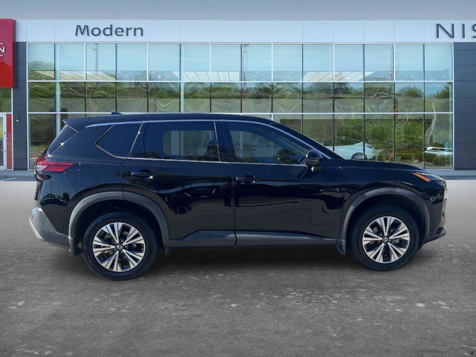 Used 2021 Super Black Nissan SV image 4
