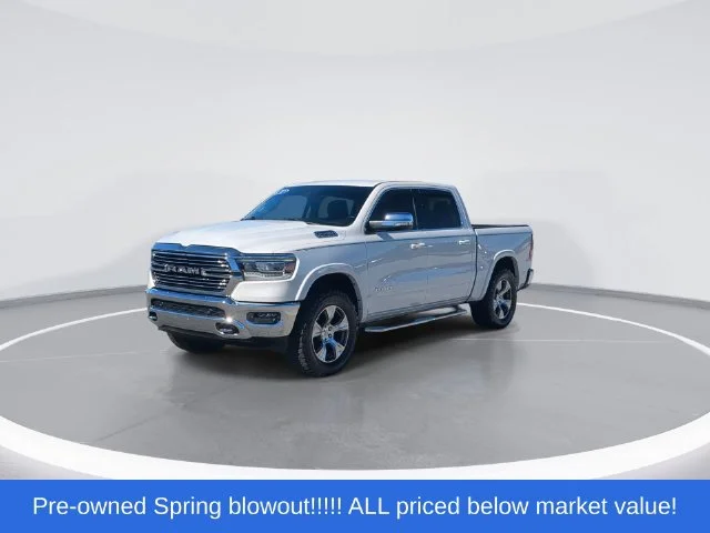 Used 2022 White Ram Laramie image 4