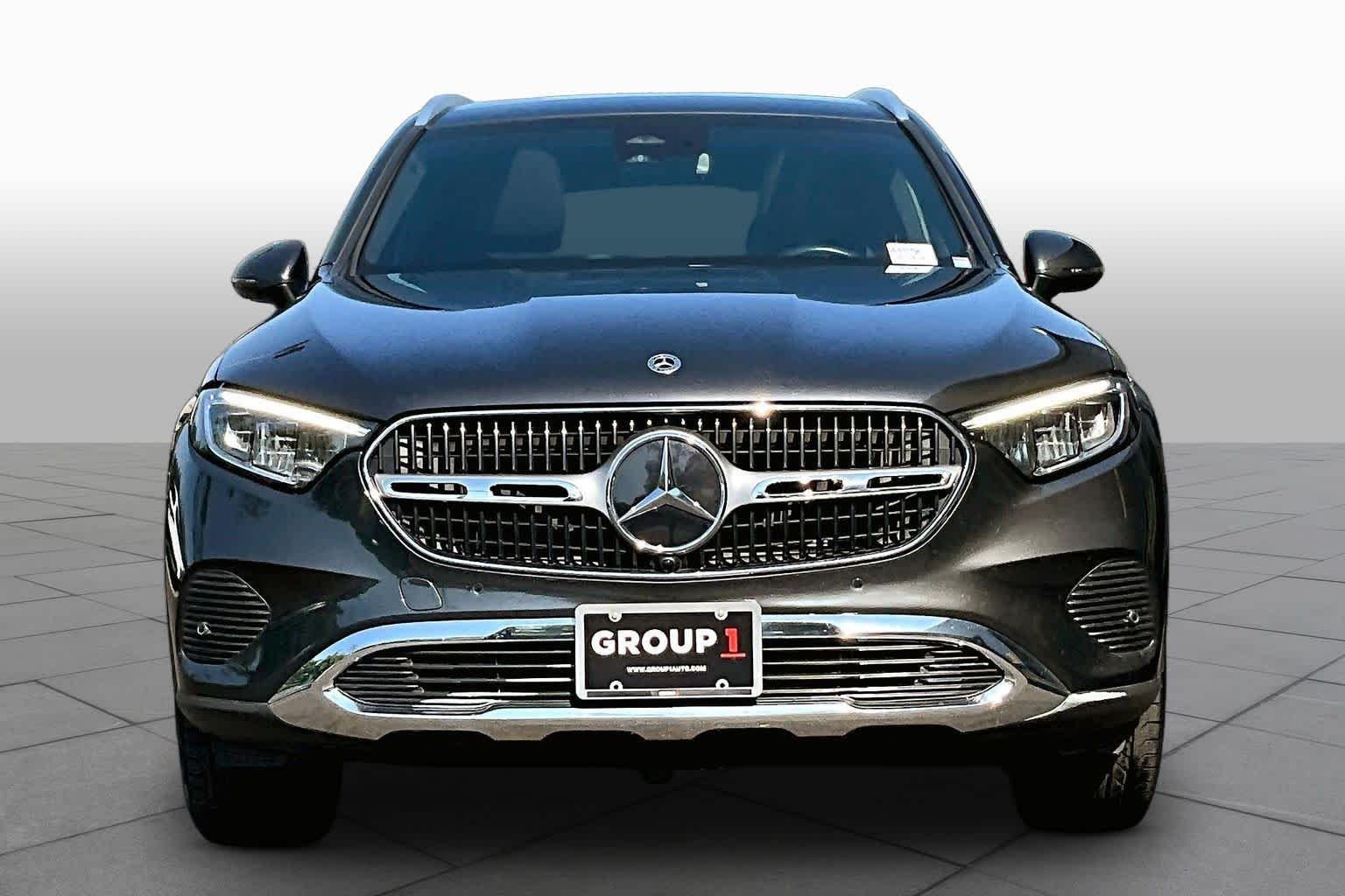 Used 2024 Graphite Grey Metallic Mercedes-Benz GLC 300 image 7