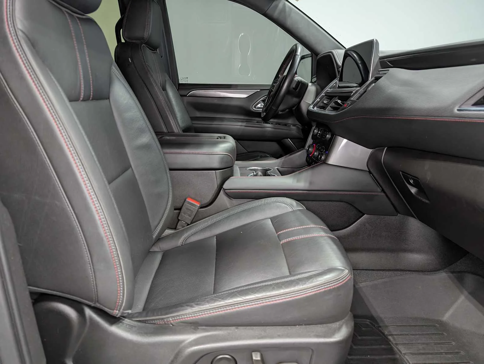 Used 2021 Shadow Gray Metallic Chevrolet RST image 44