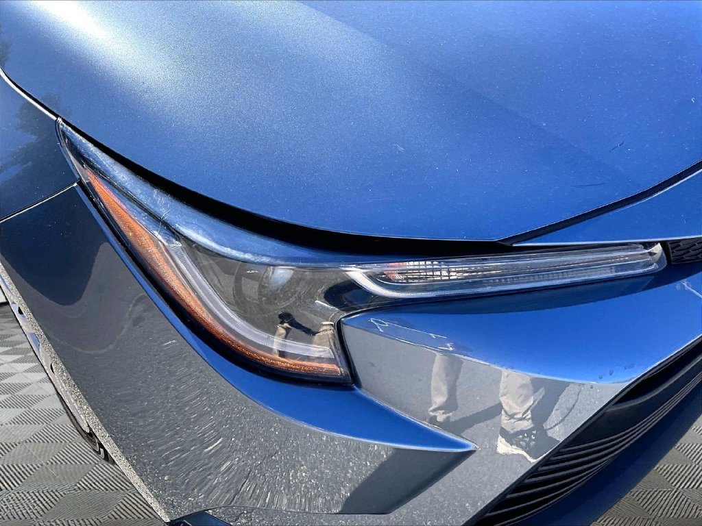 Used 2024  Toyota LE image 33