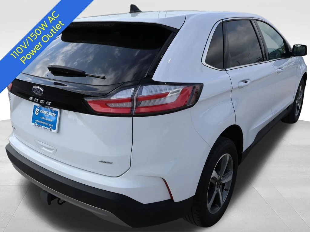 Certified Used 2024 Oxford White Ford SEL image 7