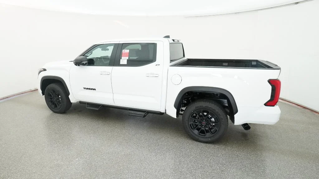 New 2026 Ice Cap Toyota SR5 image 31