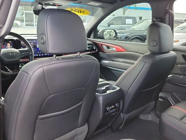 2025 Chevrolet Traverse RS - Photo 18