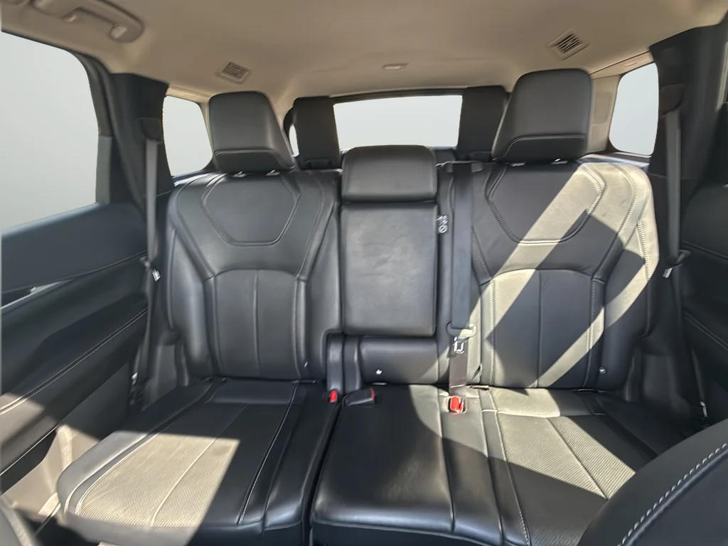 Used 2023 Black INFINITI PURE image 27