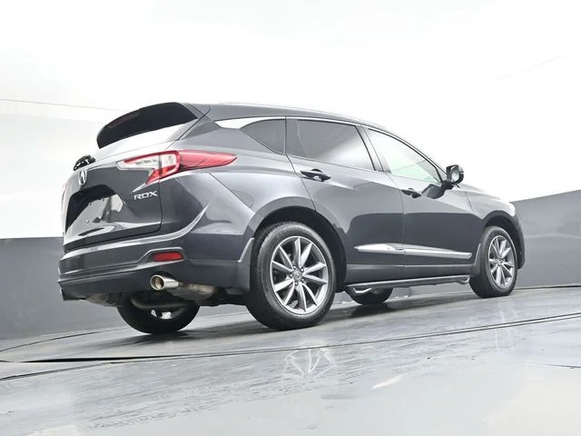 Used 2019  Acura Technology Package image 32