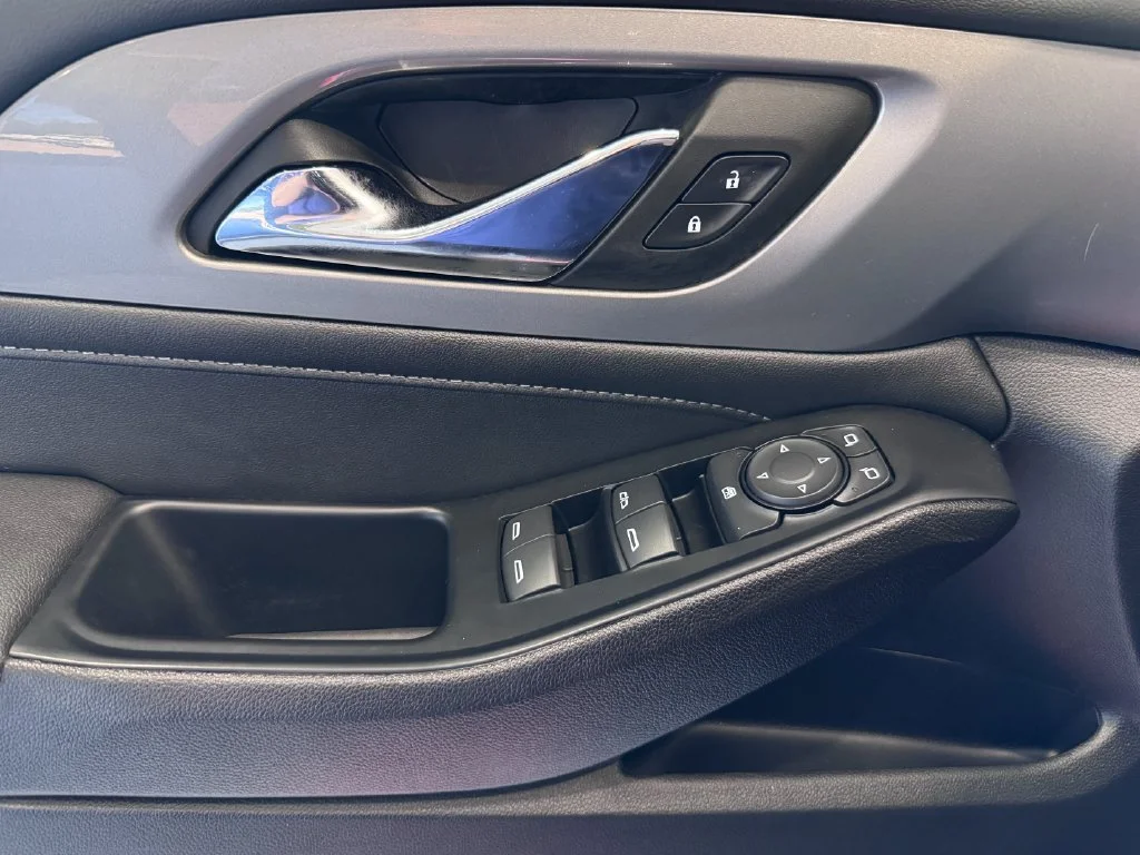 2023 Chevrolet Traverse 1LT - Photo 27