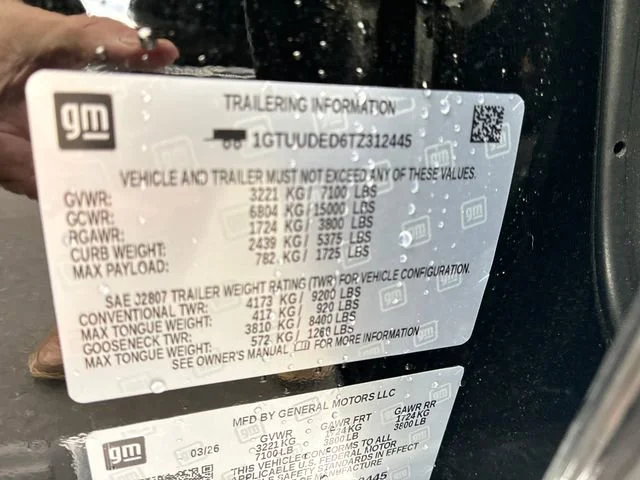 New 2026 Onyx Black GMC SLT image 32