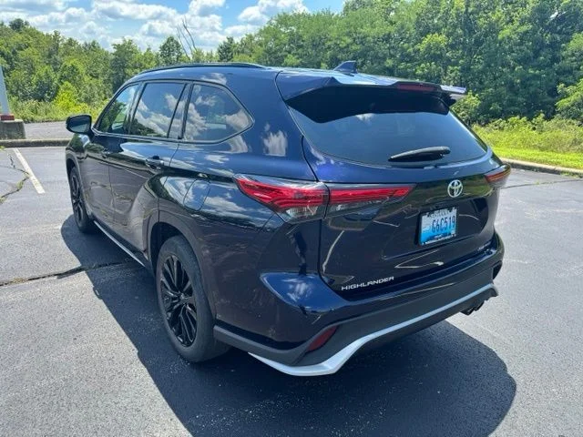 Used 2023 Blueprint Toyota XSE image 5