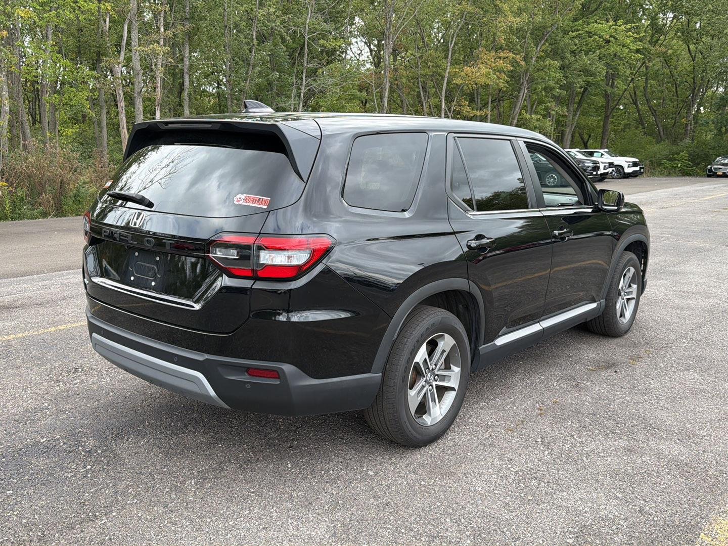 Used 2025 Crystal Black Pearl Honda EX-L image 8