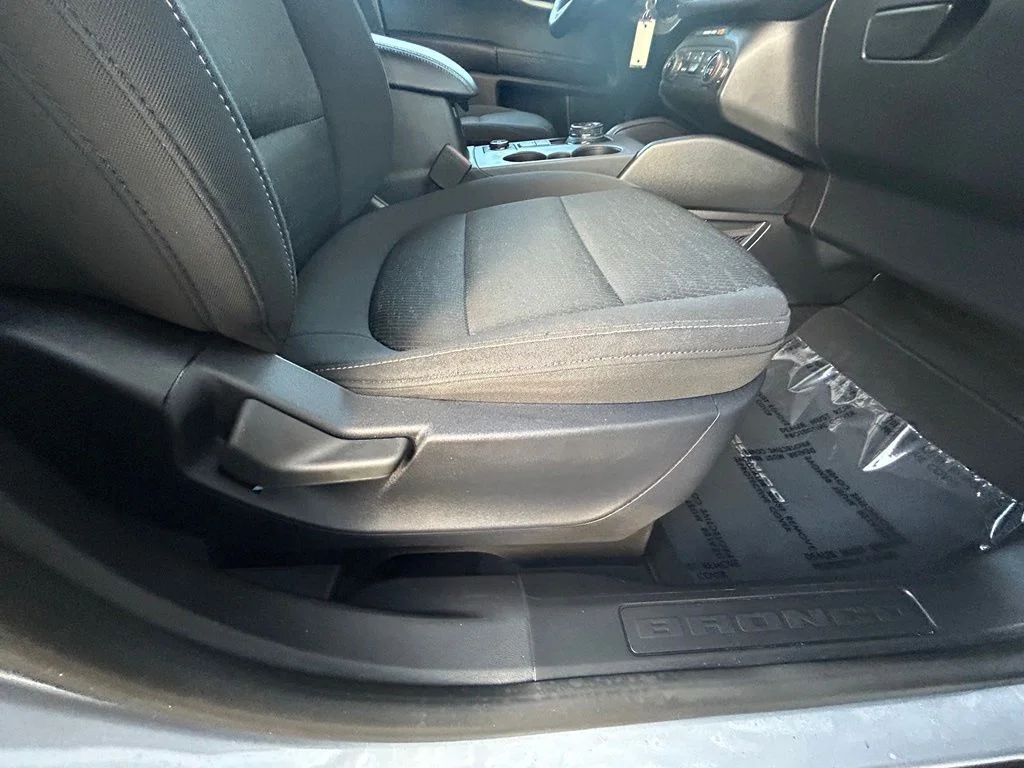 Certified Used 2022 Silver Metallic Ford Base image 23