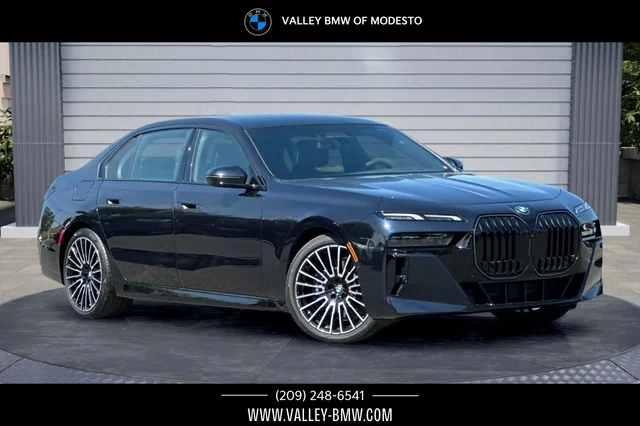 2026 BMW 760i