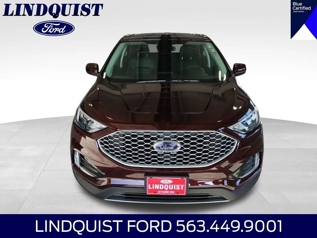 Certified Used 2024 Burgundy Velvet Metallic Tinted Clearcoat Ford SEL image 5