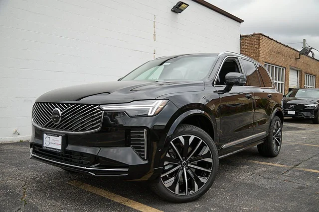 2026 Volvo XC90 Plus