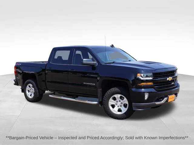 Used 2018 Black Chevrolet LT image 2