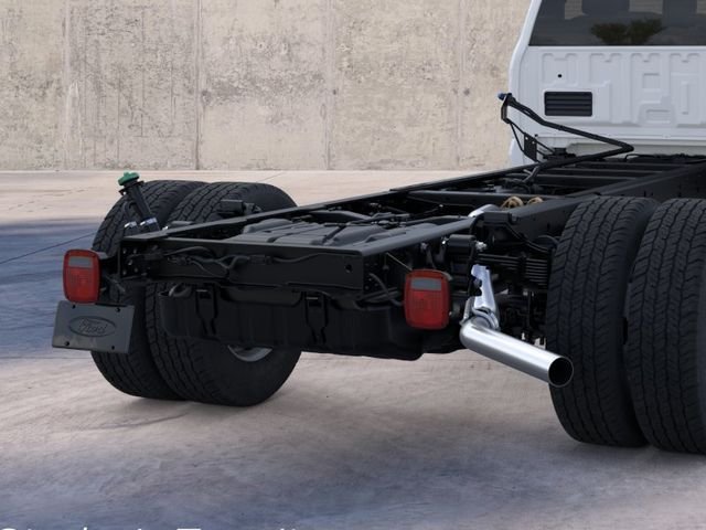 New 2026 Oxford White Ford XL image 21