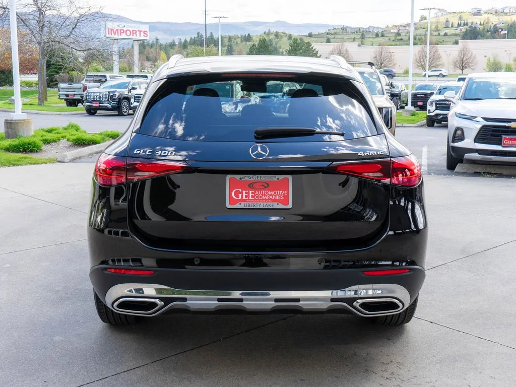 Used 2023 Black Mercedes-Benz GLC 300 image 6