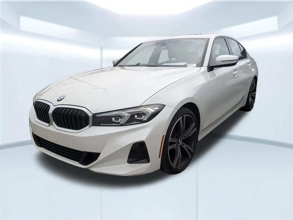 2023 BMW 3 Series 330i Sedan's photo