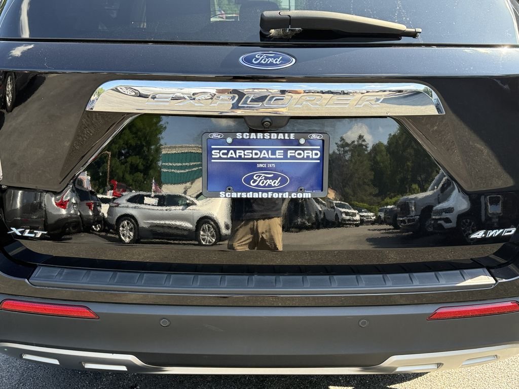 Used 2023 Black Ford XLT image 36