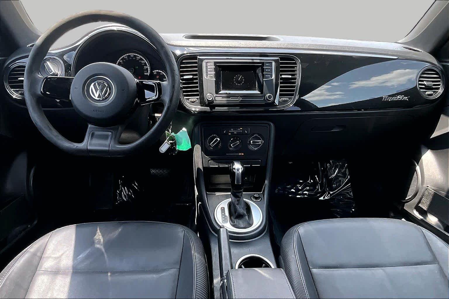 Used 2016 Platinum Gray Metallic Volkswagen 1.8T Fleet Edition image 16