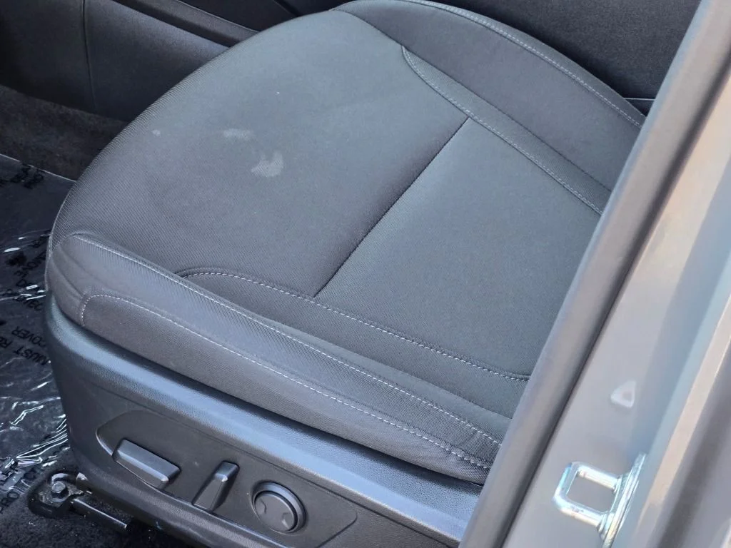 Used 2025 Gray Hyundai SEL image 22