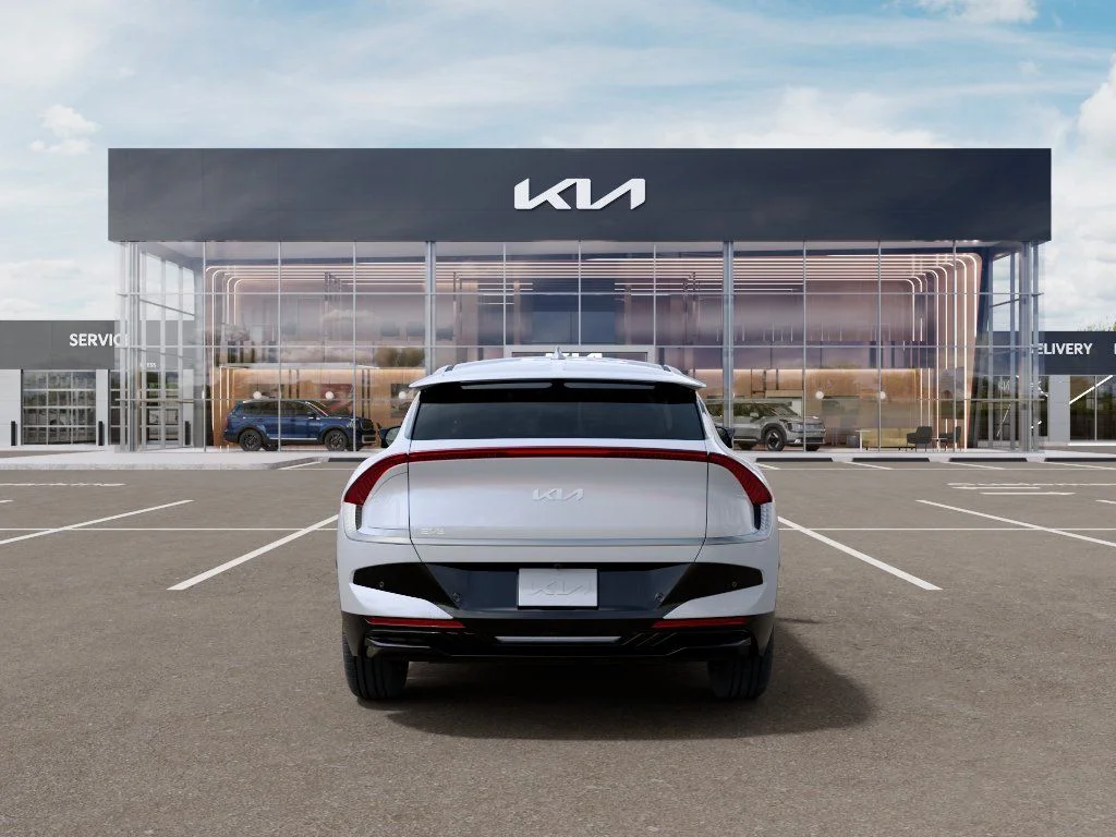 New 2026 Glacial White Pearl Kia Light image 5