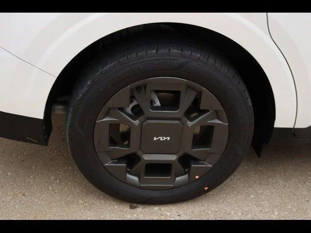 2026 Kia Carnival EX - Photo 8