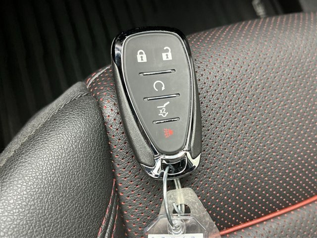 Used 2025 Sterling Gray Metallic Chevrolet RS image 32