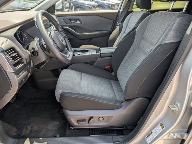 Used 2023 Silver Nissan SV image 14