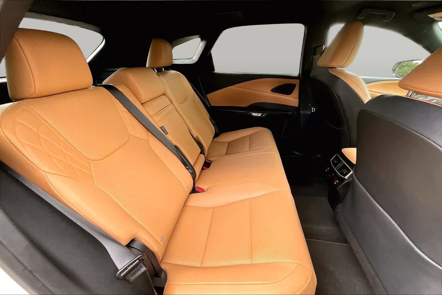 Used 2025 Eminent White Pearl Lexus  image 20