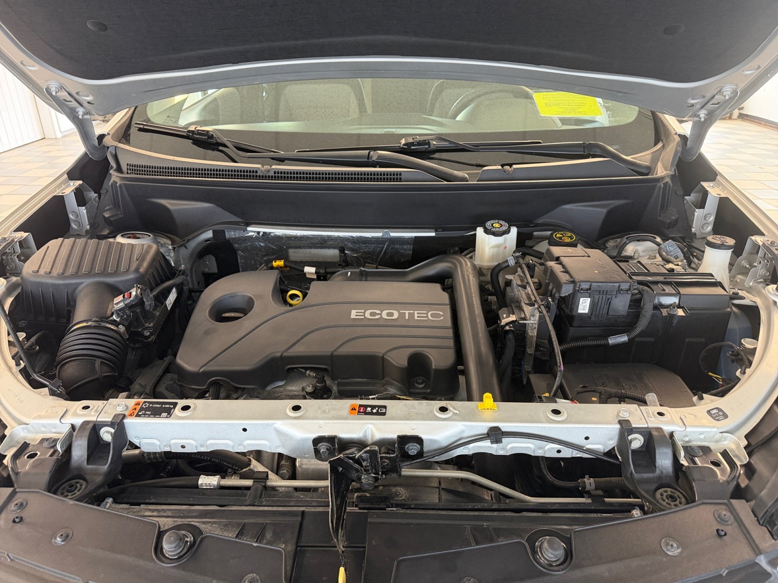 Used 2022 Silver Ice Metallic Chevrolet LS image 6