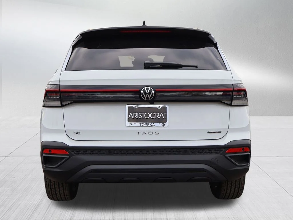 New 2026 White Volkswagen 1.5T SE Black image 32