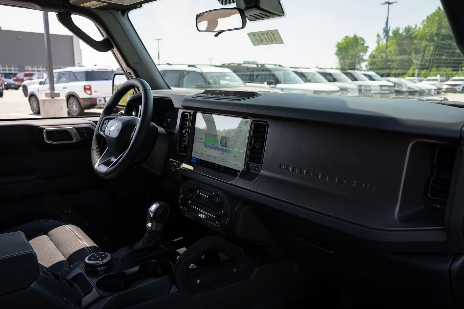 New 2026 Oxford White Ford Badlands® image 34