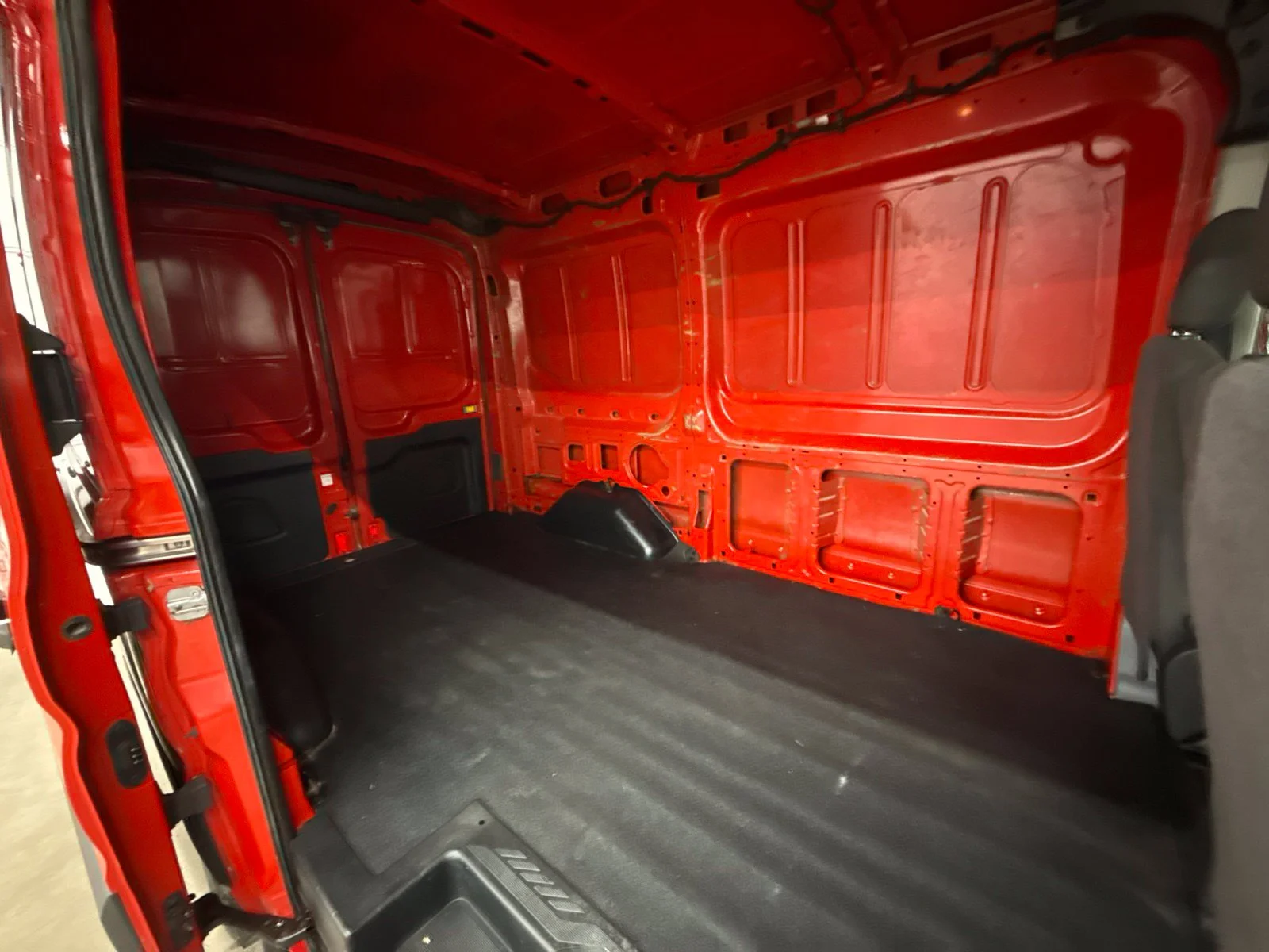 Used 2016 Red Ford Base image 11