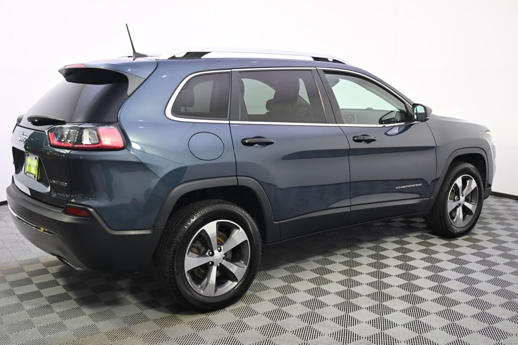 Used 2019 Blue Jeep Limited image 7