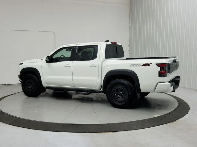 New 2026 White Nissan PRO-4X image 5